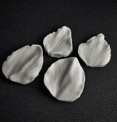 Hellebore Petal Veiner Set Large By Simply Nature was £31.57 now with 40% discount is £18.94