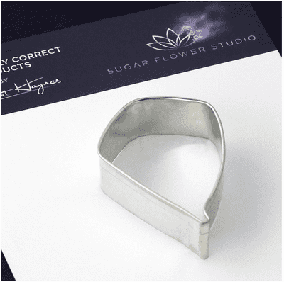 Lisianthus (Piccolo) Botanically Correct Petal Cutter By Robert Haynes was £10.00 now less 35% £6.50