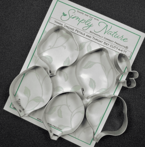 Vanda Orchid Petals & Throat Cutter Set By Simply Nature was £18.20 now with 40% dicsount is £10.92