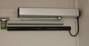 PROSWING AUTOMATIC DOOR OPERATOR WITH RIGID ARM