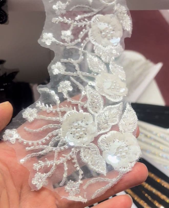 EIMASS® White Embroidered Beaded Sequins Lace Trim Applique, Width 10cm, Length 5 Yards