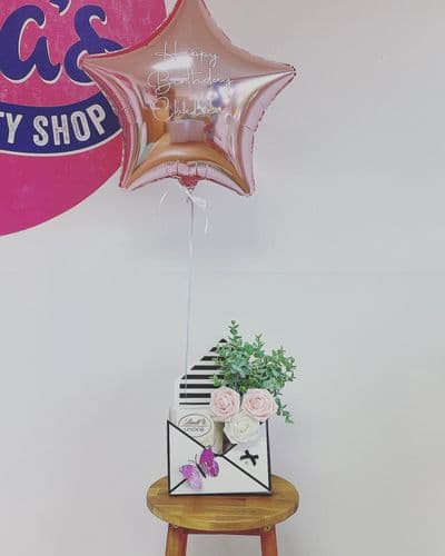 Envelope Gift Box with Chocolates & Personalised Foil Star Balloon Helium filled