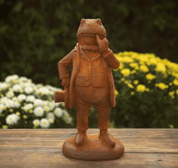 Aged Rust Effect Garden Ornaments - Mr Toad - 29cm