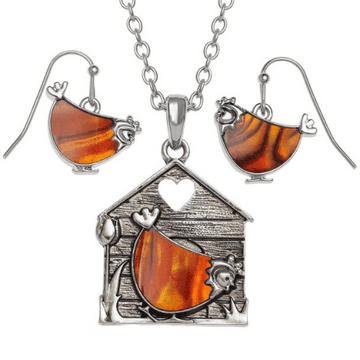 Amber Paula shell The Little Hen Gift set - Earrings & Necklace Gift Boxed