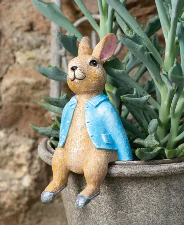 Beatrix Potter Peter Rabbit - Peter Facing forward