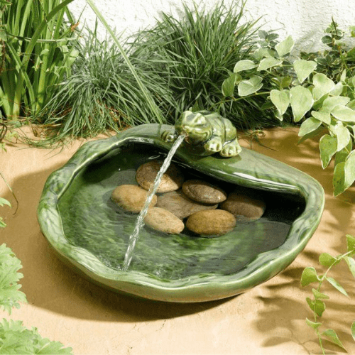 Ceramic Frog Fountain - Solar Water Feature - 32cm.