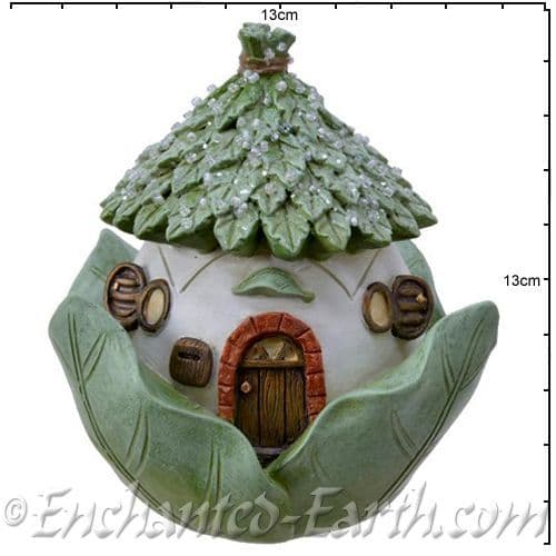 Christmas Leaf Cottage - Fairy House & Bank - 13cm.