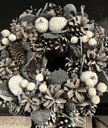 Frosted Winter Magic - Christmas Wreath - 30cm