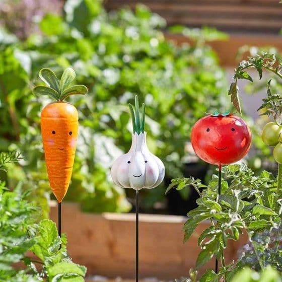 Metal Funky Veg Garden Stakes - Choose from three designs.