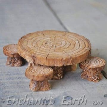 Georgetown Fiddlehead Woodland Garden- Log Table and Stool Set (set of 5)