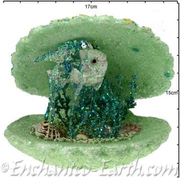 Gisela Graham - Magical Under The Sea Decorations - Large Beaded Clam Shell with Fish