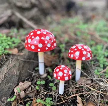 Handcrafted Metal Closed Cup Mushrooms - Set of 3