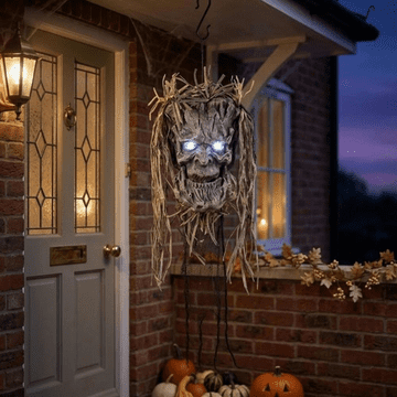 Hanging  Spooky Talking Tree Head - Moving with light up eyes - 66cm