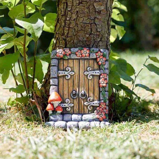 Large Whimsy Gates - Fairy Garden Fairy Door - 15cm.