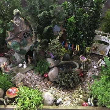 Large Magical Country Retreat Fairy Garden - 78cm Long