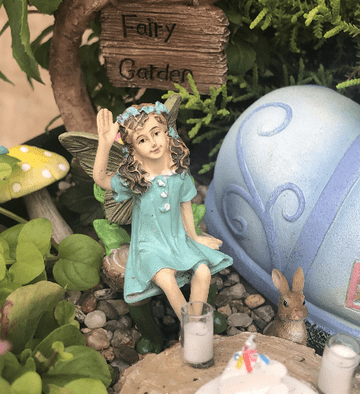 Lynne- Vintage Style - Garden Fairies of metal stakes - Waving Fairy with a turquoise Dress