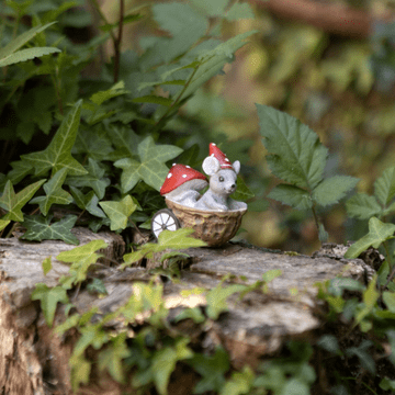 Marvin The walnut Mouse - 6cm