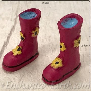 Miniature Garden Pink Flower Wellies