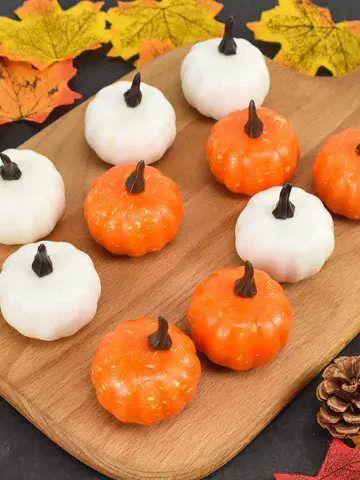 Miniature Garden White Ghost Pumpkin - 4cm