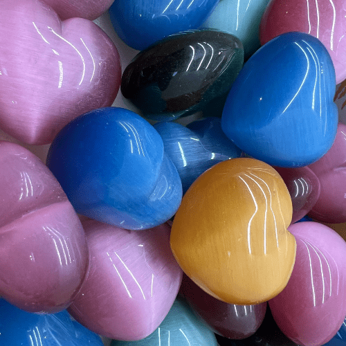 Mixed Natural Cats Eye Hearts.
