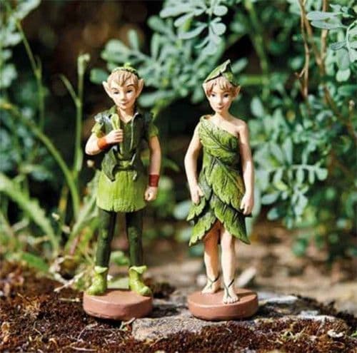 Pair of Fantasy Forest Elves - 10cm Tall (with magnetic base) .