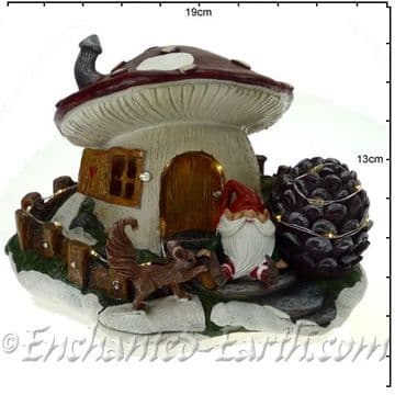 The Christmas Garden - Light up - LED Gnome Home - Red Mushroom Fairy House - 18cm