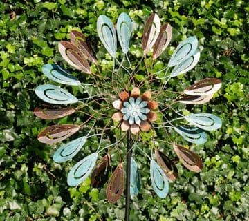 The Forgotton Garden Wind Spinner - Petals - 196cm tall