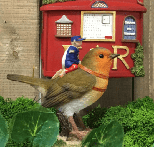 Robin Postmen New Vivid Arts -Miniature World - Postman & Robin