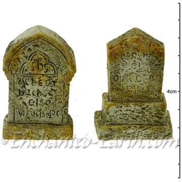 Vivid Arts- Miniature World - Set of 2 - Mini Church Gravestones