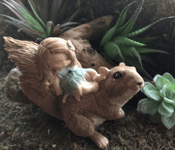 Woodland Dell Fairy -Savannah & Sara the Squirrel - Large 11cm