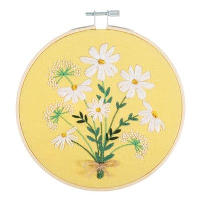 Daisy Bouquet Embroidery Kit