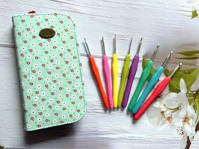DMC Aqua Crochet 8 Hook Set with Case