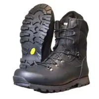 AltBerg Men's Tabbing Boot Vibram Sole Black