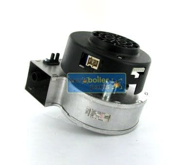 FA.147 Vaillant Thermocompact Aquaplus Turbomax Plus 873E 190262