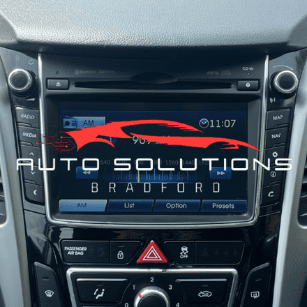 Hyundai i30 Touch Screen Repair Service
