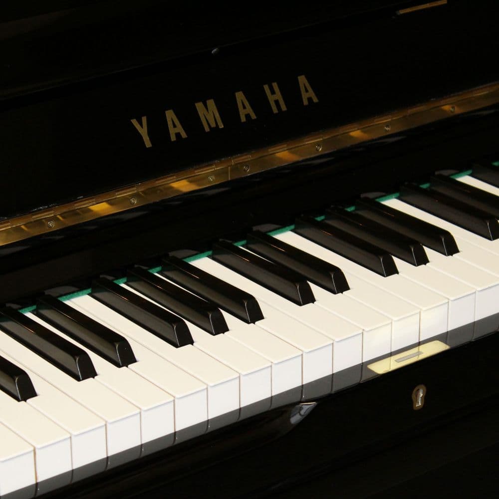 Yamaha U3 Traditional Upright Piano Black c1977