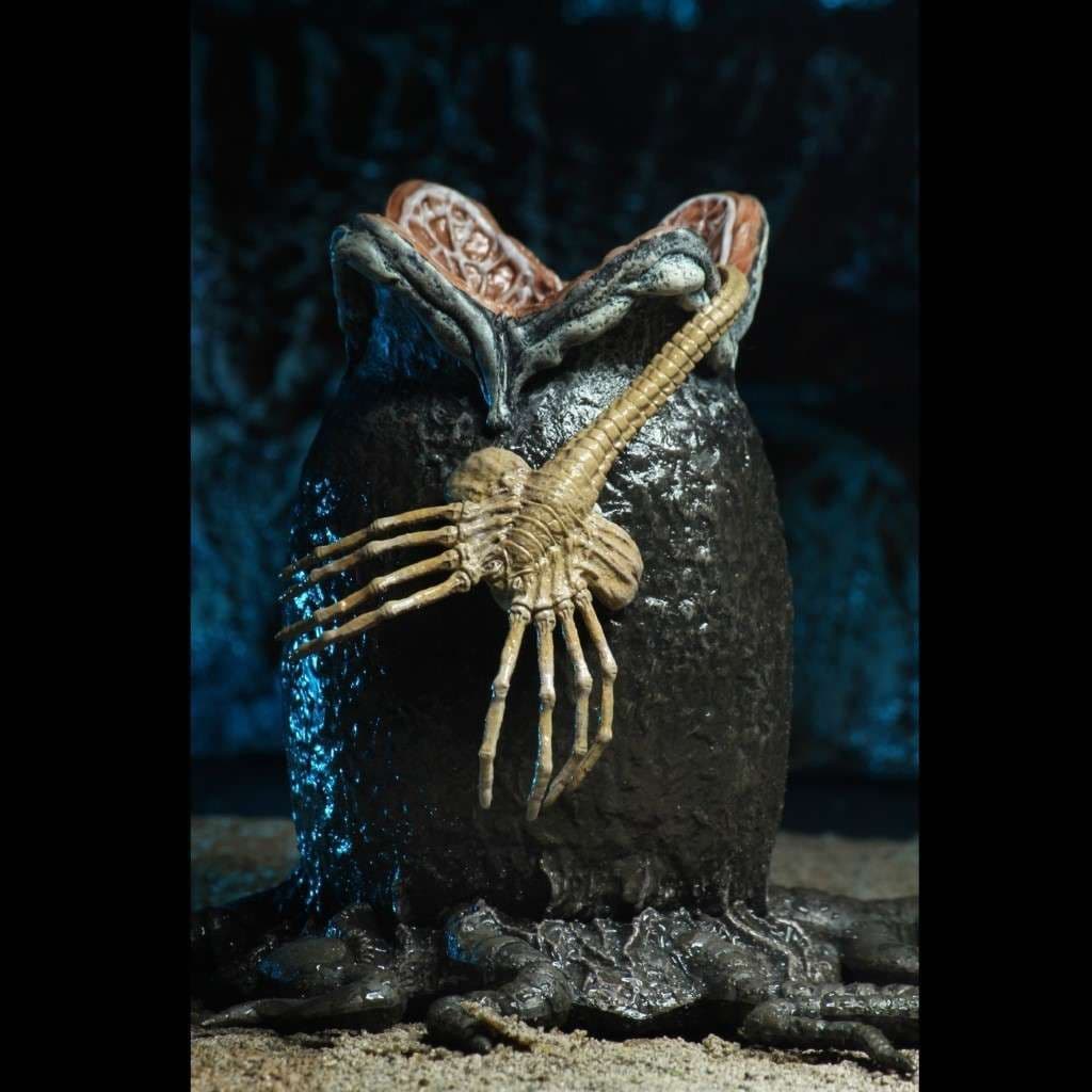ALIEN 40TH ANNIVERSARY 7" SCALE ULTIMATE BIG CHAP ACTION FIGURE FROM NECA
