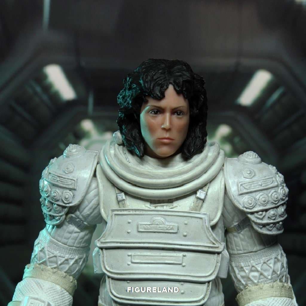 ALIEN 40TH ANNIVERSARY WAVE 4 RIPLEY IN COMPRESSION SUIT ACTION FIGURE ...