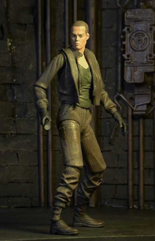 ALIENS SERIES 8 - 7