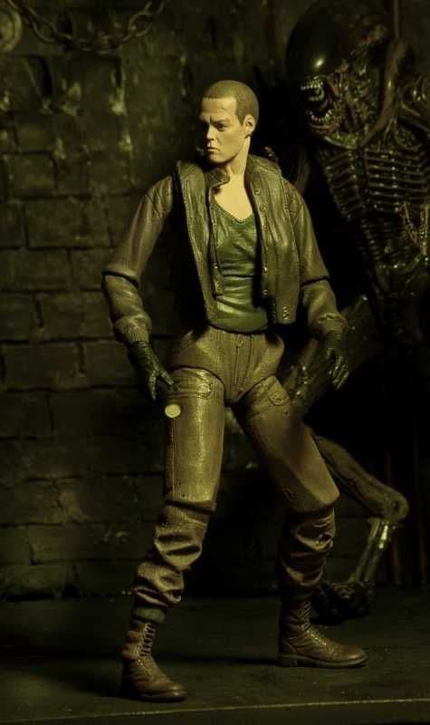 ALIENS SERIES 8 - 7