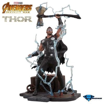 AVENGERS: INFINITY WAR MARVEL MOVIE GALLERY THOR PVC DIORAMA STATUE FROM DIAMOND SELECT TOYS