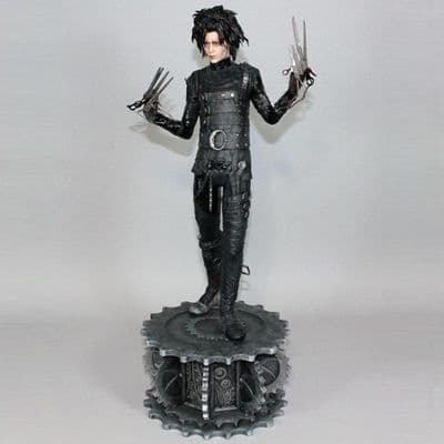 EDWARD SCISSORHANDS 1:4 SCALE STATUE FROM HOLLYWOOD COLLECTIBLES GROUP