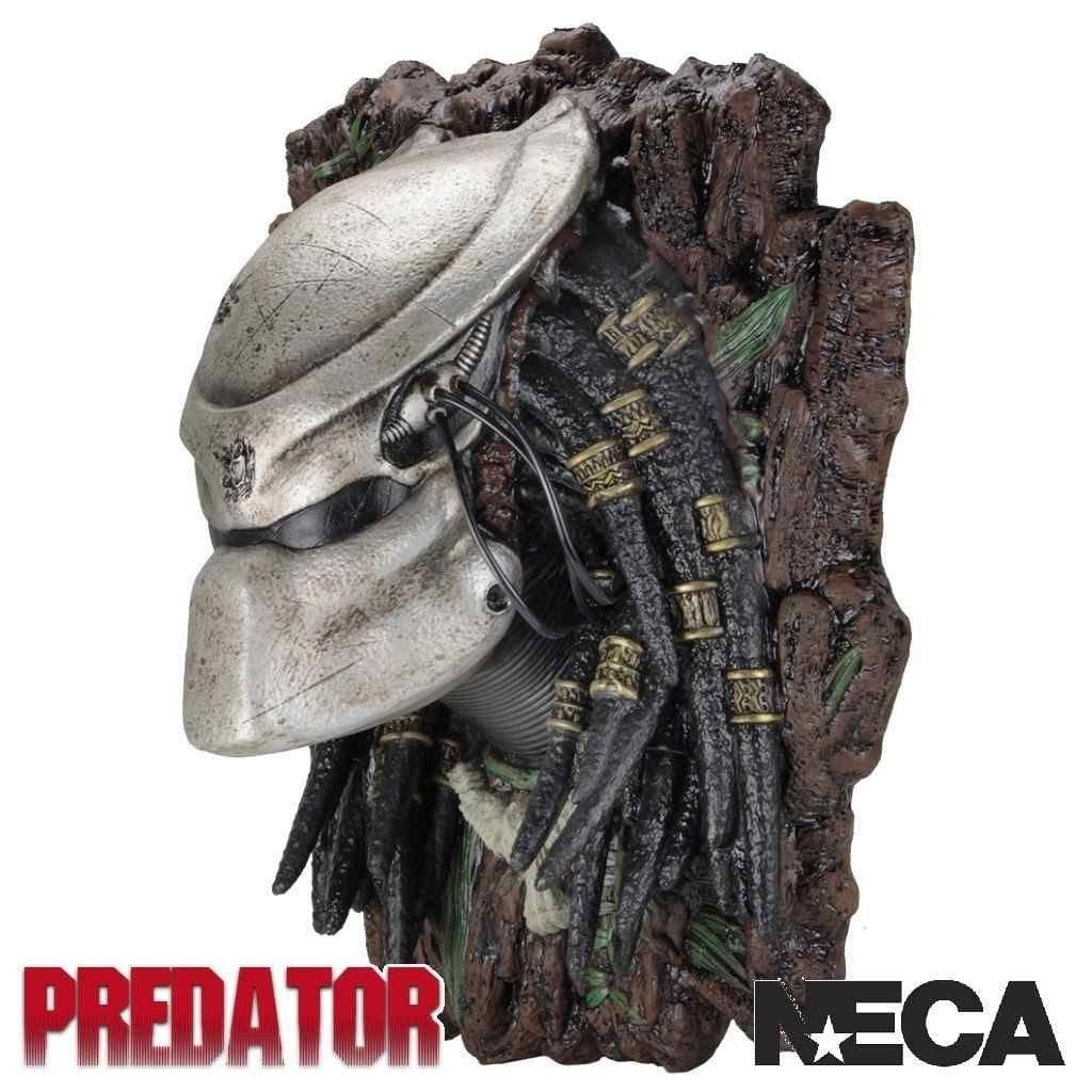PREDATOR WALL-MOUNTED BUST TROPHY PLAQUE FROM NECA