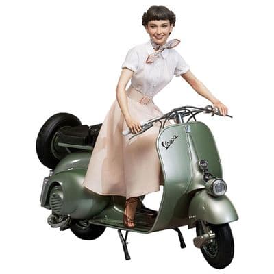ROMAN HOLIDAY 1:4 PRINCESS ANN (AUDREY HEPBURN) SUPERB SCALE STATUE WITH 1951 VESPA FROM BLITZWAY