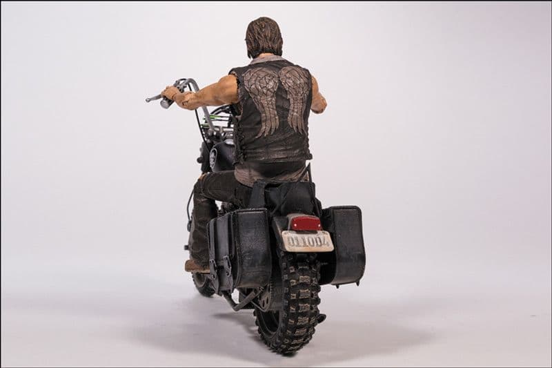 WALKING DEAD フィギュア ダリル・ディクソン with チョッパー Amazon | The Walking Dead TV Series Action Figure Daryl Dixon