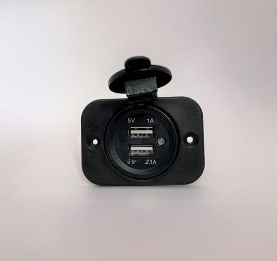 12V Dual USB Car Charger Power Adapter Outlet