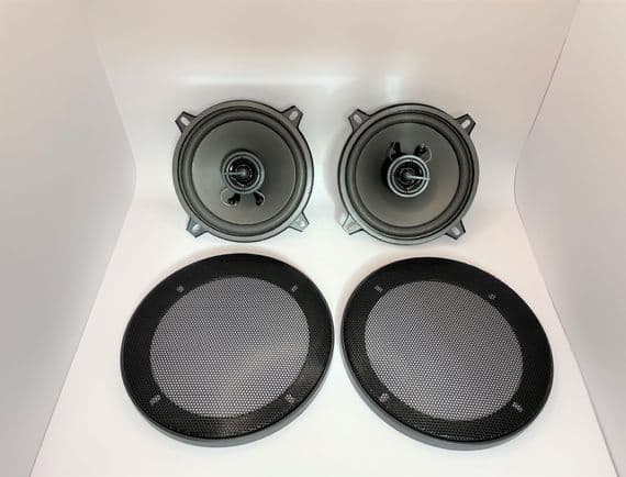 Quality 5.25 inch Speaker Pair and Grills