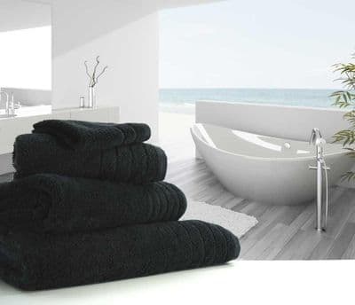 Luxurious linenHall, 650gsm Bath Towel in Black