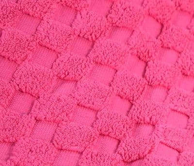 Luxurious linenHall, 850gsm 100% Cotton Reversible Bath Mat in Hot Pink