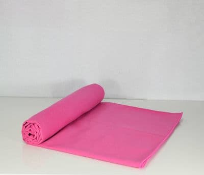 Microfibre Large Beach Towels 80cm x 175cm in Hot Pink